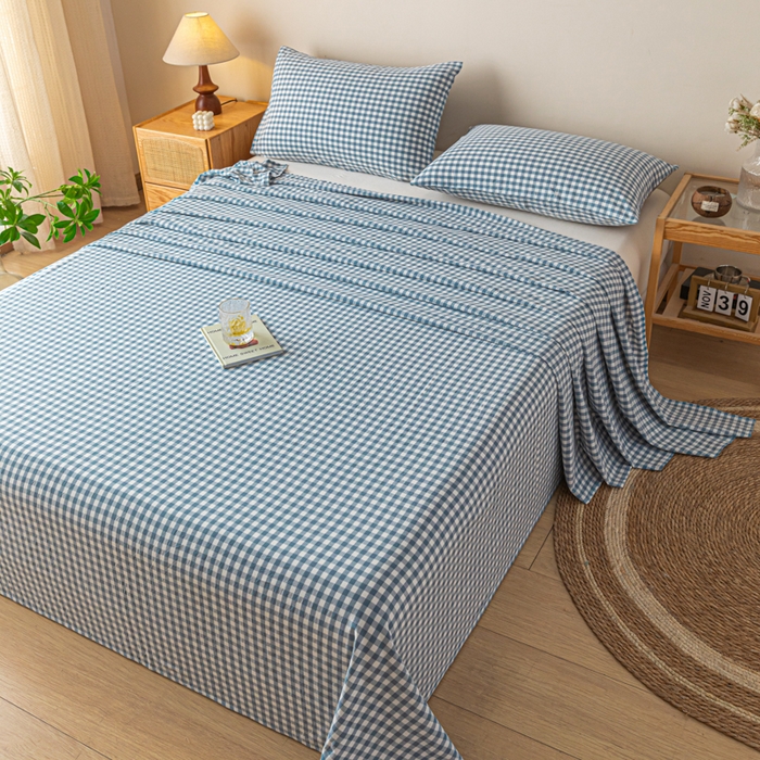 91家纺网 家纺一手货源 找家纺 卡伦家纺 2025新款全棉色织水洗棉床单学生宿舍单人双人床单系列浅蓝小格