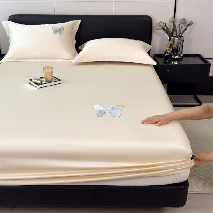 91家纺网 家纺一手货源 找家纺 鑫钰 2024秋冬新款全棉刺绣单层床笠单件枕套三件套-蝶舞 蝶舞-奶昔白