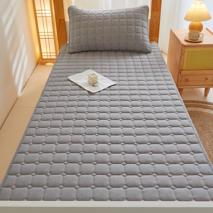 91家纺网 家纺一手货源 找家纺 鑫钰 2025新款学生宿舍A类水洗棉大豆夹棉系列-简格 简格-绅士灰