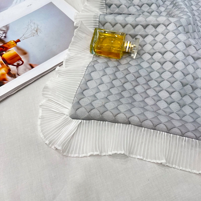 91家纺网 家纺一手货源 找家纺 2024新款A类冰豆豆花边双人长枕套 小菱形-灰