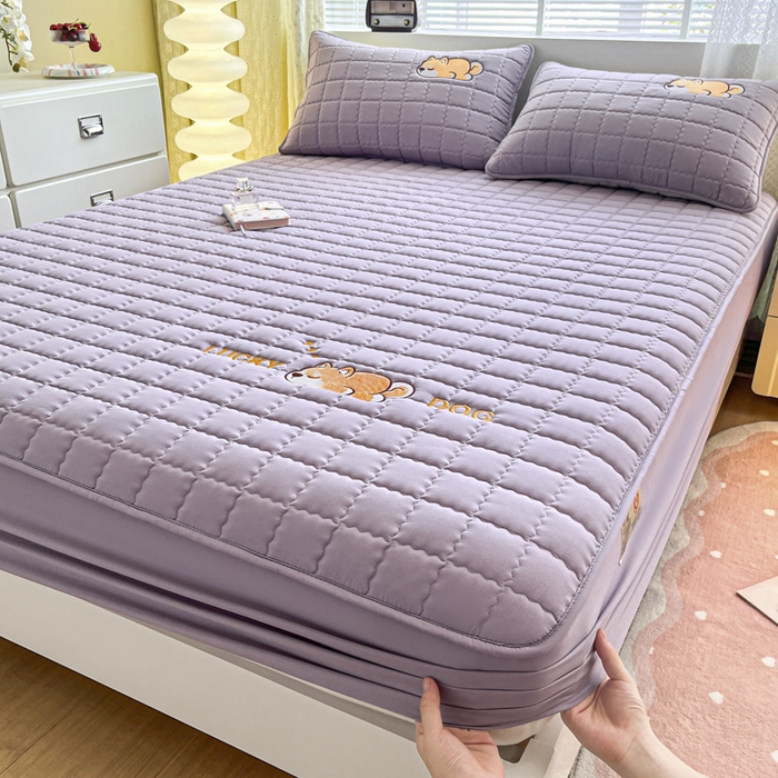 91家纺网 家纺一手货源 找家纺 鑫钰 2024新夹款刺绣大豆纤维床笠-幸运狗系列 幸运狗-木槿紫