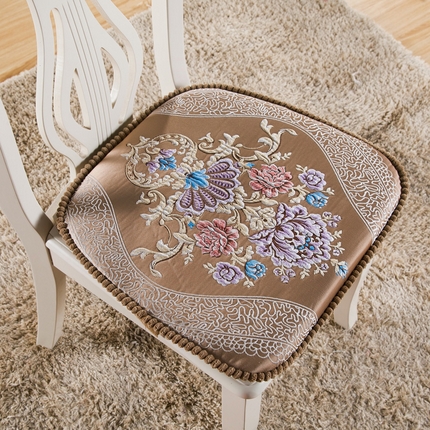 91家纺网 家纺一手货源 找家纺 （总）爱家居 2024新款提花高精密餐椅垫