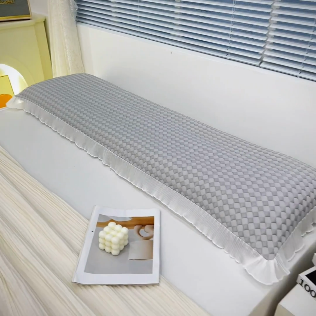 91家纺网 家纺一手货源 找家纺 2024新款A类冰豆豆花边双人长枕套 小菱形-灰