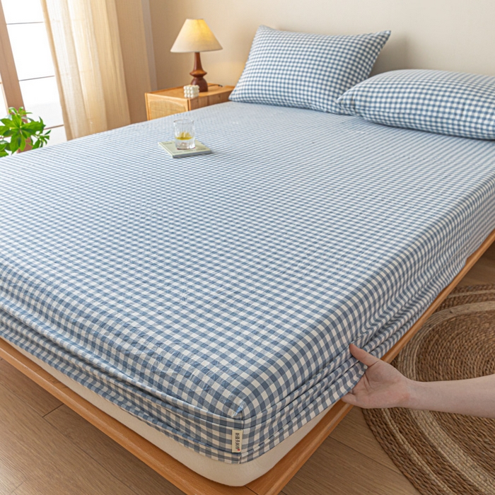 91家纺网 家纺一手货源 找家纺 卡伦家纺 2025全棉色织水洗棉单层床笠席梦思保护套 浅蓝小格