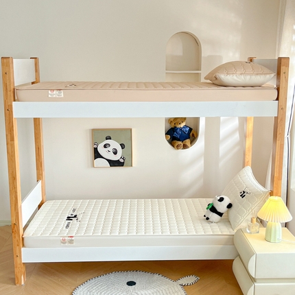 91家纺网 家纺一手货源 找家纺 （总）鑫钰 2025新款A类大豆夹棉刺绣床笠系列-趴趴熊猫