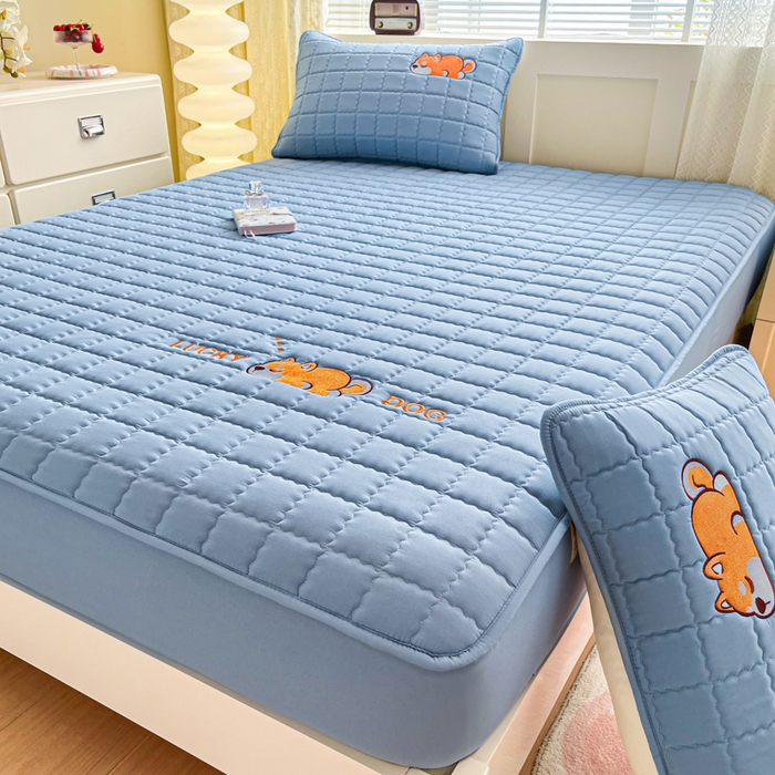 91家纺网 家纺一手货源 找家纺 鑫钰 2024新夹款刺绣大豆纤维床笠-幸运狗系列 幸运狗-雾霾蓝