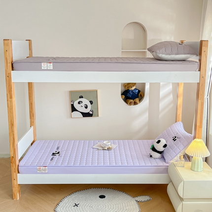 91家纺网 家纺一手货源 找家纺 （总）鑫钰 2025新款A类大豆夹棉刺绣床笠系列-趴趴熊猫