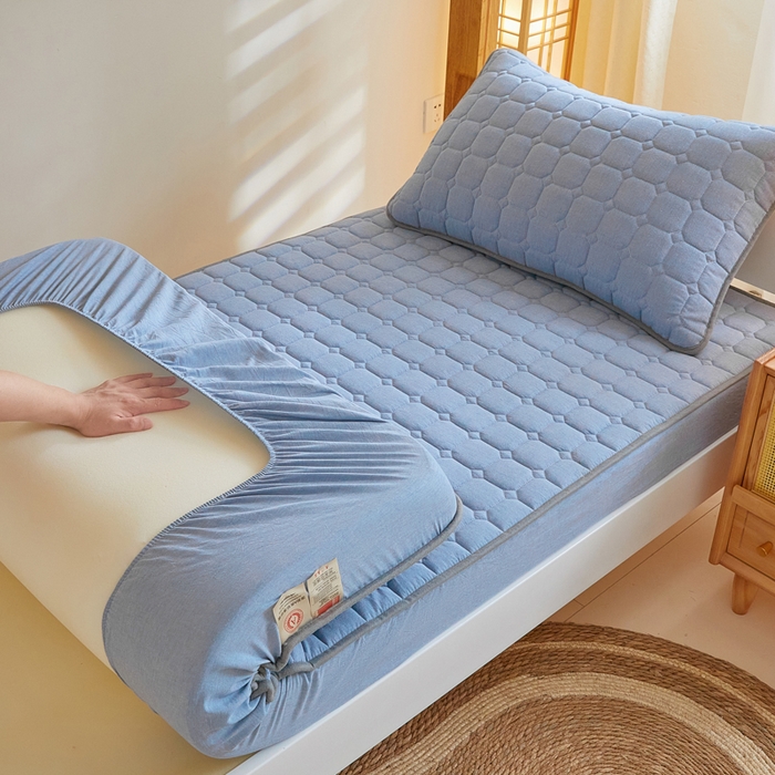 91家纺网 家纺一手货源 找家纺 鑫钰 2025新款学生宿舍A类水洗棉大豆夹棉系列-简格 简格-宾利蓝