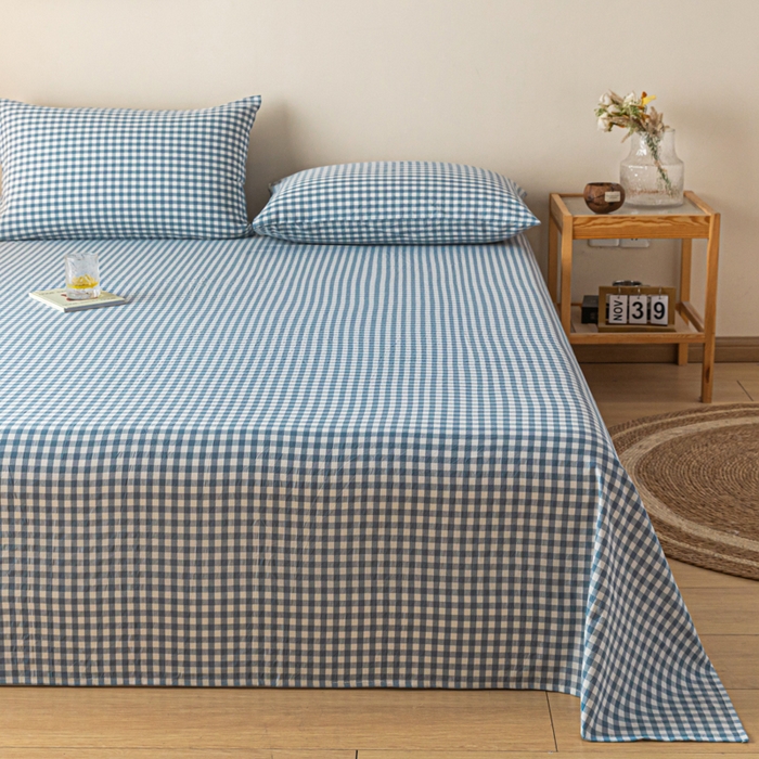 91家纺网 家纺一手货源 找家纺 卡伦家纺 2025新款全棉色织水洗棉床单学生宿舍单人双人床单系列浅蓝小格