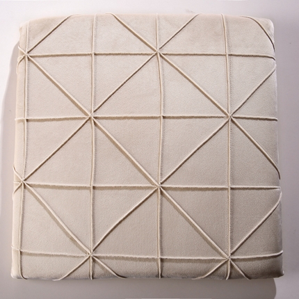 91家纺网 家纺一手货源 找家纺 （总）爱家居 2024新款米字格荷兰绒记忆棉坐垫 