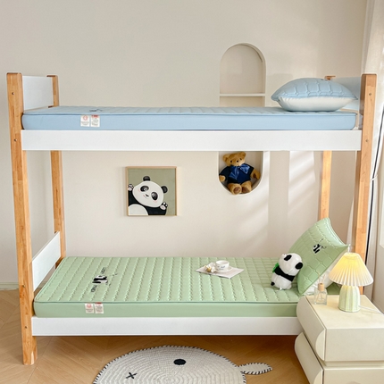 鑫钰 2025新款A类大豆夹棉刺绣床笠系列-趴趴熊猫 趴趴熊猫-时尚绿