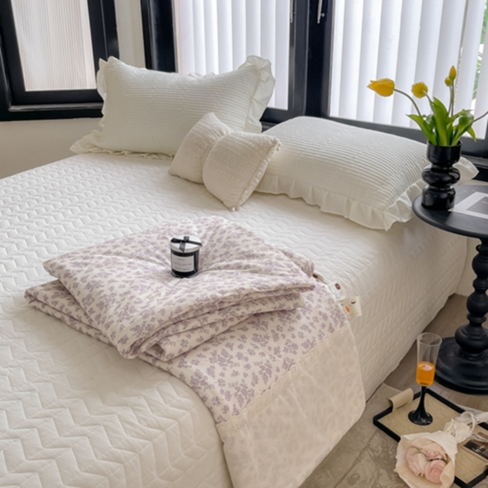 91家纺网 家纺一手货源 找家纺 莱豫家纺 2024新款法式复古针织花边夏被春秋被 雅香