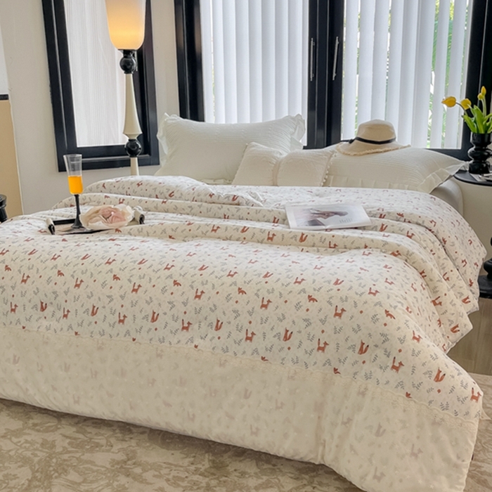 91家纺网 家纺一手货源 找家纺 莱豫家纺 2024新款法式复古针织花边夏被春秋被 小狐狸