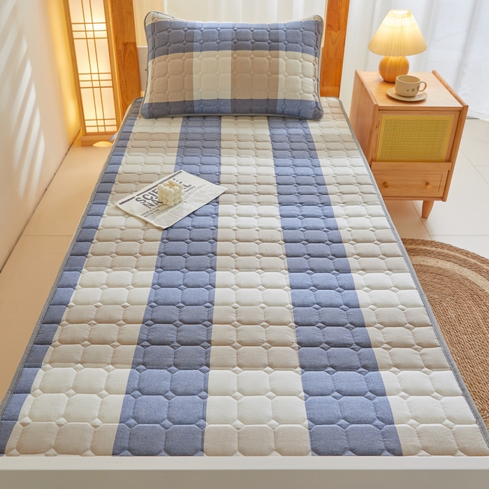 91家纺网 家纺一手货源 找家纺 鑫钰 2025新款学生宿舍A类水洗棉大豆夹棉系列-简格 简格-蓝大格