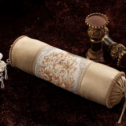 91家纺网 家纺一手货源 找家纺 （总）爱家居 2024新款高精密提花平纹糖果枕