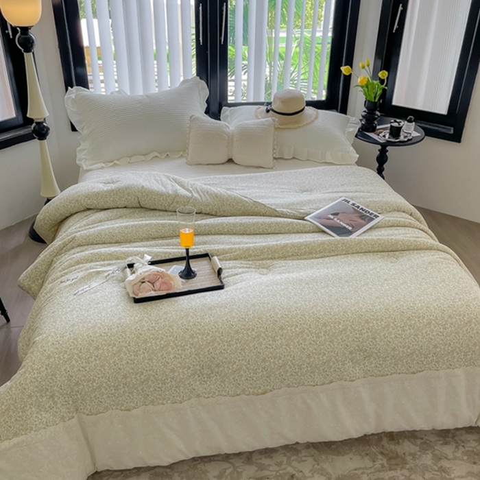 91家纺网 家纺一手货源 找家纺 莱豫家纺 2024新款法式复古针织花边夏被春秋被 亿夏