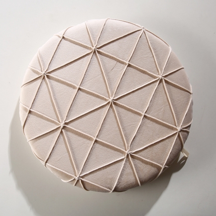 91家纺网 家纺一手货源 找家纺 （总）爱家居 2024新款米字格荷兰绒记忆棉坐垫 