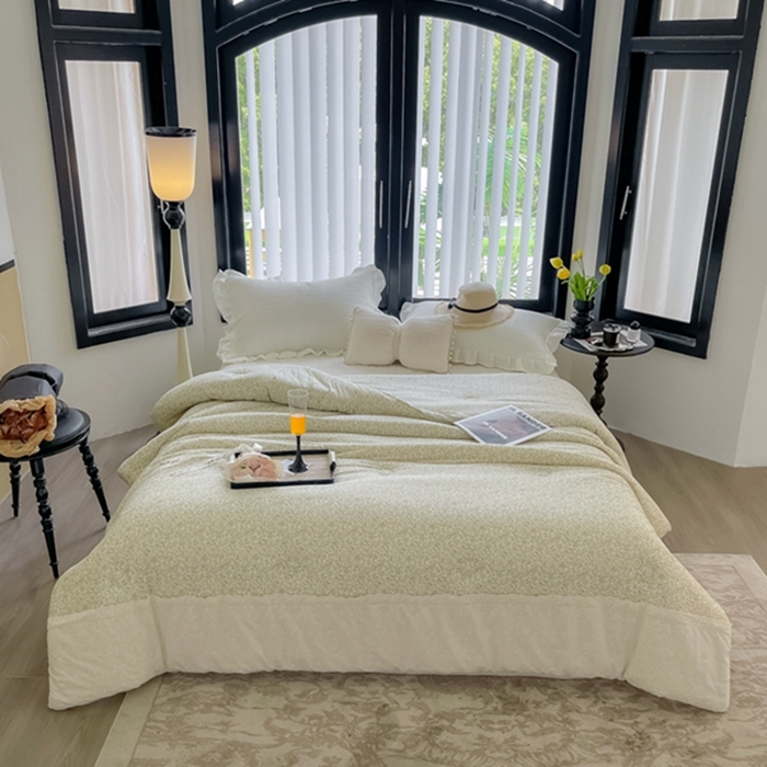 91家纺网 家纺一手货源 找家纺 莱豫家纺 2024新款法式复古针织花边夏被春秋被 亿夏