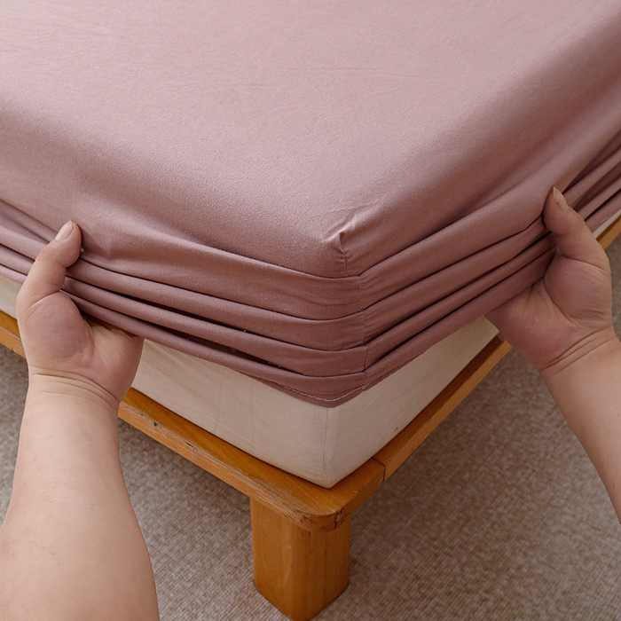 91家纺网 家纺一手货源 找家纺 2024新款A类云朵棉纯色床笠 深豆沙