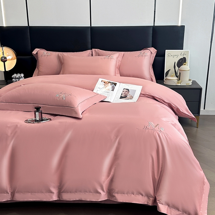 91家纺网 家纺一手货源 找家纺 琉宿家纺 2025新款50s双股长绒棉绣花四件套 倾世红颜-豆沙粉