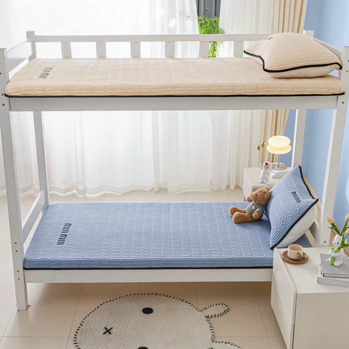 91家纺网 家纺一手货源 找家纺 鑫钰 2024新款学生季学生宿舍上下铺床垫-minmin minmin-宾利蓝