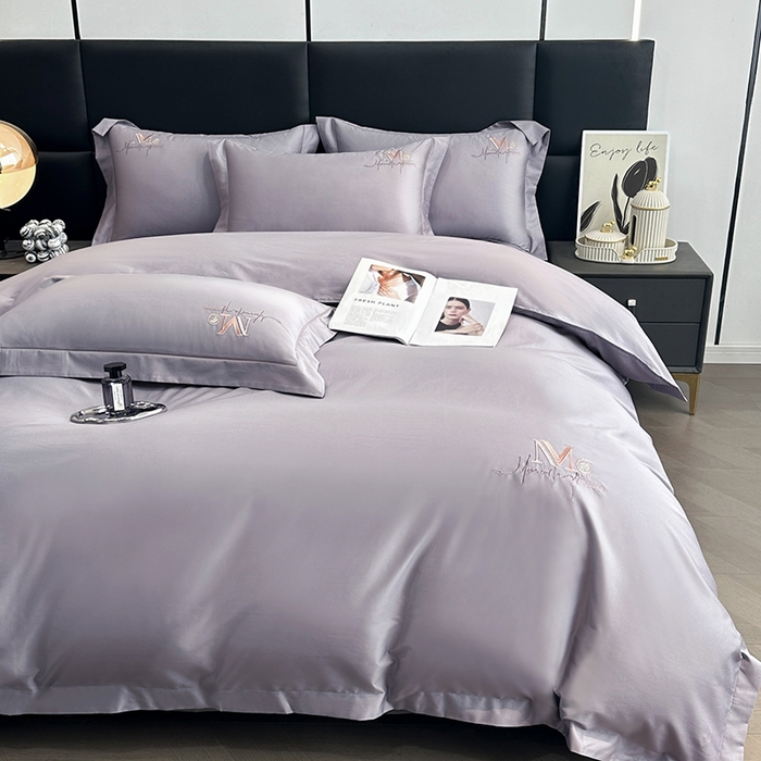 91家纺网 家纺一手货源 找家纺 琉宿家纺 2025新款50s双股长绒棉绣花四件套 倾世红颜-紫灰