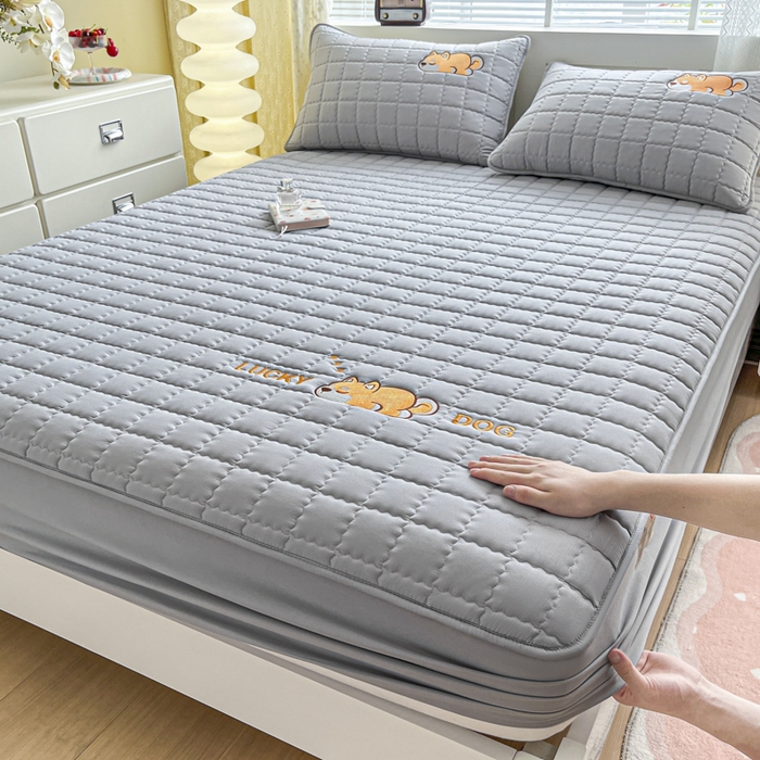 91家纺网 家纺一手货源 找家纺 鑫钰 2024新夹款刺绣大豆纤维床笠-幸运狗系列 幸运狗-高级灰