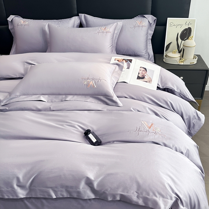 91家纺网 家纺一手货源 找家纺 琉宿家纺 2025新款50s双股长绒棉绣花四件套 倾世红颜-紫灰