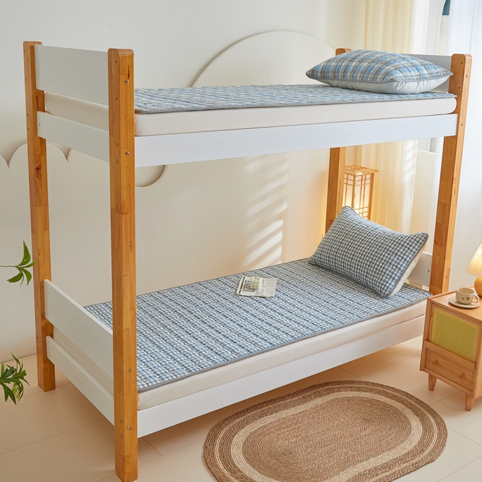 91家纺网 家纺一手货源 找家纺 鑫钰 2025新款学生宿舍A类水洗棉大豆夹棉系列-简格 简格-蓝小格