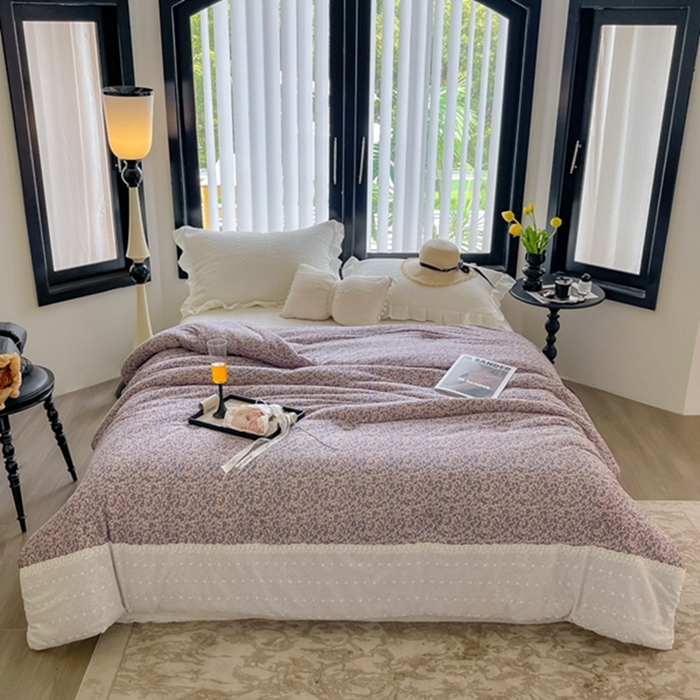 91家纺网 家纺一手货源 找家纺 莱豫家纺 2024新款法式复古针织花边夏被春秋被 紫梦