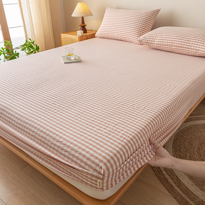 91家纺网 家纺一手货源 找家纺 卡伦家纺 2025全棉色织水洗棉单层床笠席梦思保护套 粉小格