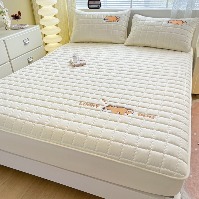 91家纺网 家纺一手货源 找家纺 鑫钰 2024新夹款刺绣大豆纤维床笠-幸运狗系列 幸运狗-典雅白