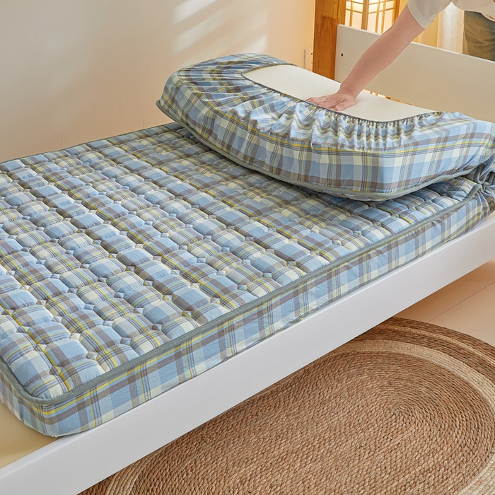 91家纺网 家纺一手货源 找家纺 鑫钰 2025新款学生宿舍A类水洗棉大豆夹棉系列-简格 简格-简希蓝