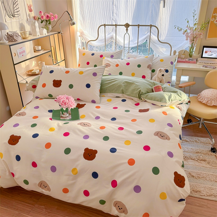 91家纺网 家纺一手货源 找家纺 名兮 2024新款全棉亲肤印花四件套 波点小熊