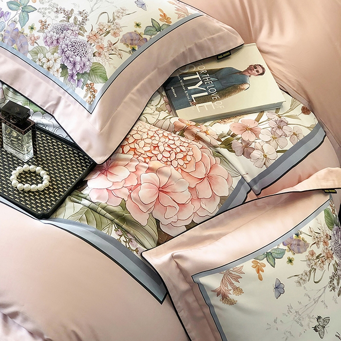 91家纺网 家纺一手货源 找家纺 东方名伶 2024新款50S全棉数码印花长绒棉四件套 静若幽兰-粉