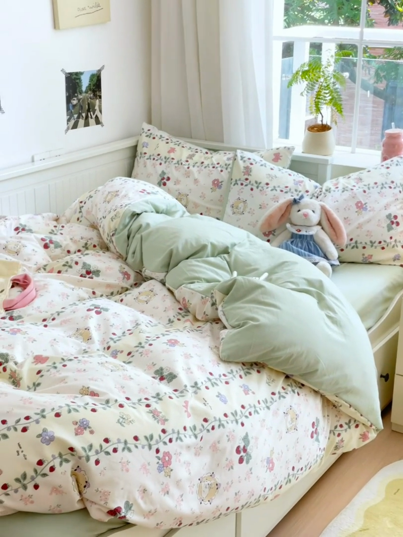 91家纺网 家纺一手货源 找家纺 沐芷 2024微皱超柔手感105g印花水洗棉四件套床上宿舍三件套床单被套 奶味圆饼