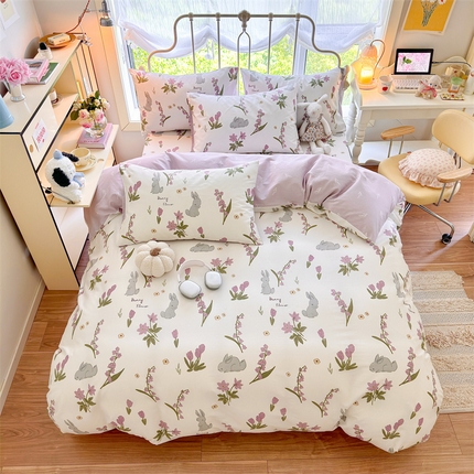 91家纺网 家纺一手货源 找家纺 名兮 2024新款全棉亲肤印花四件套 紫色花铃