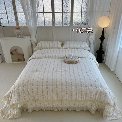 91家纺网 家纺一手货源 找家纺 （总）佰织鑫家居（会员-5元） 2024春秋新款韩系小熊全棉高温砂洗棉花床盖款春秋被四件套
