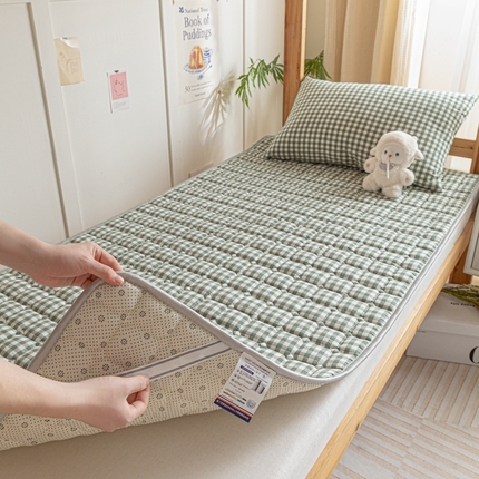 卡伦家纺 2025新款全棉色织水洗棉夹棉床垫单人学生宿舍床垫 绿小格