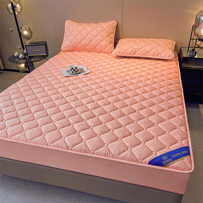 91家纺网 家纺一手货源 找家纺 满羽 2024新款防晒防水酒店抗菌夹棉床笠 香妃粉