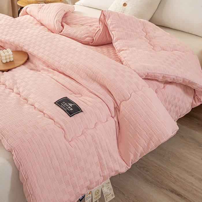 91家纺网 家纺一手货源 找家纺 居易简 2025秋冬新款直播华夫格大豆被冬被立体包边订棉工艺水洗棉大豆被 优雅粉