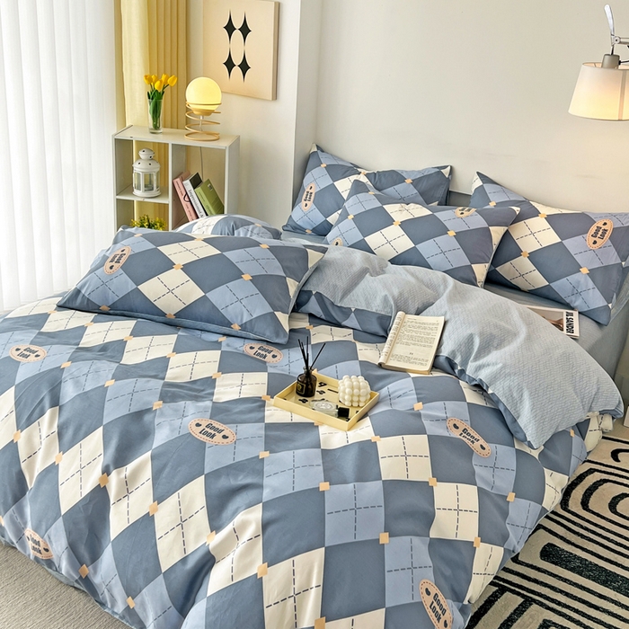 91家纺网 家纺一手货源 找家纺 西引力 2024新款全棉印花单被套 英伦蓝