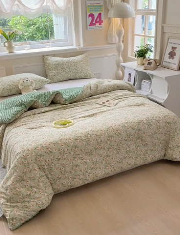 91家纺网 家纺一手货源 找家纺 居易简 2025新款水洗棉双层纱豆豆绒被被子被芯冬被春秋被豆豆被加绒直播  棉花絮语