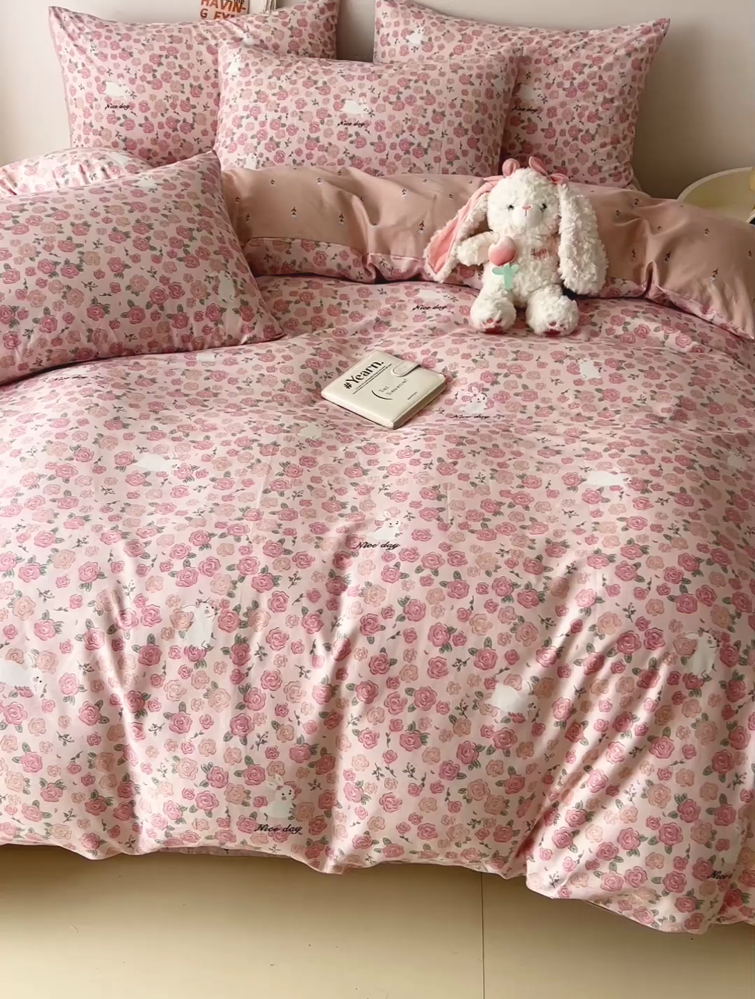 91家纺网 家纺一手货源 找家纺 西引力 2024新款全棉印花四件套 遇见浪漫