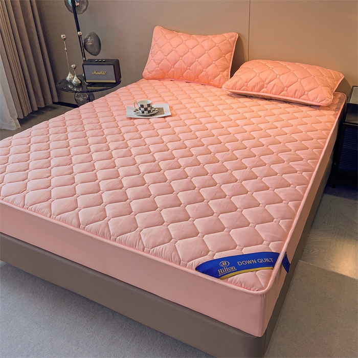 91家纺网 家纺一手货源 找家纺 满羽 2024新款防晒防水酒店抗菌夹棉床笠 香妃粉