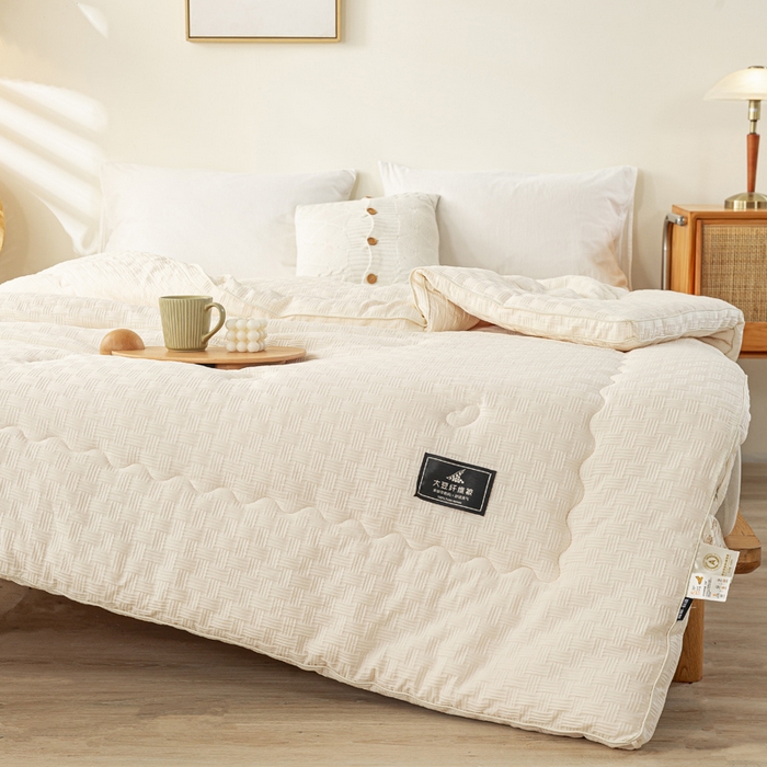 91家纺网 家纺一手货源 找家纺 居易简 2025秋冬新款直播华夫格大豆被冬被立体包边订棉工艺水洗棉大豆被 奶白