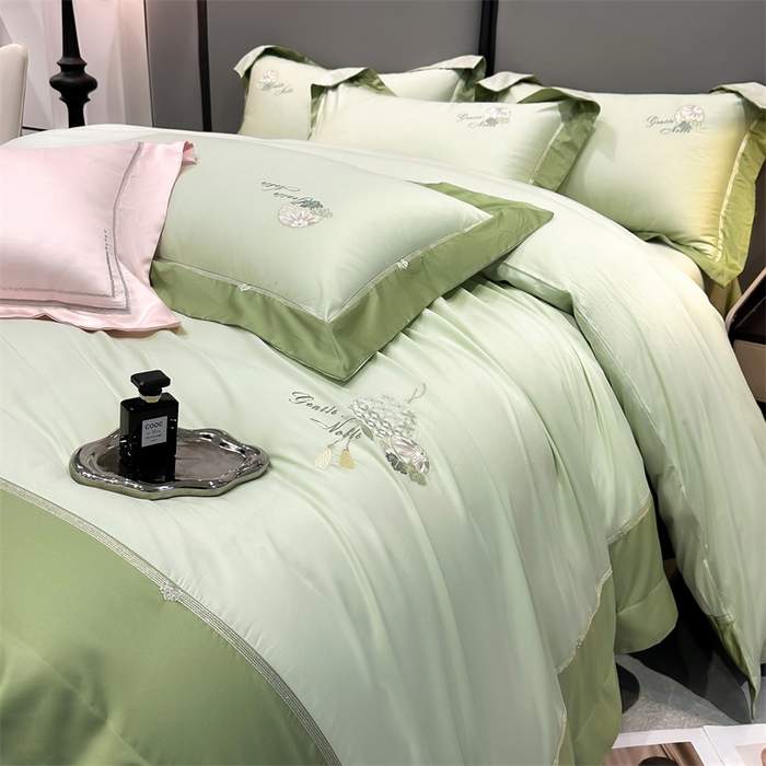 91家纺网 家纺一手货源 找家纺 美娘阁2025新款双股长绒棉居家款四件套 凯瑟琳-云瓷青