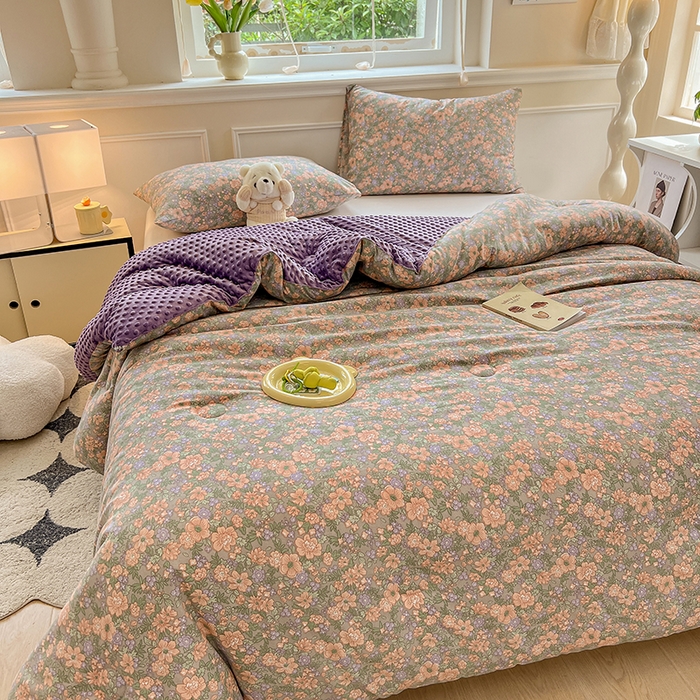 91家纺网 家纺一手货源 找家纺 居易简 2025新款水洗棉双层纱豆豆绒被被子被芯冬被春秋被豆豆被加绒直播  莫奈庄园