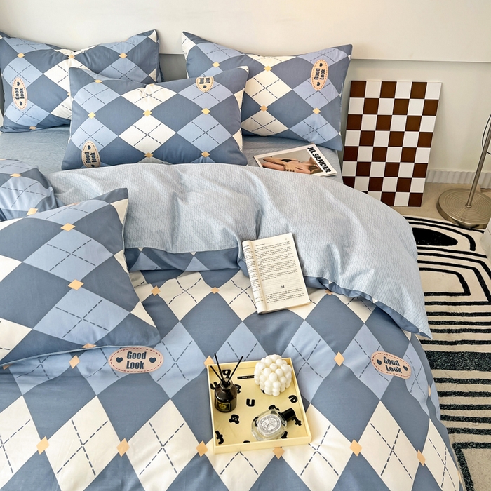 91家纺网 家纺一手货源 找家纺 西引力 2024新款全棉印花四件套 英伦蓝