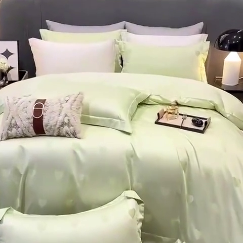 91家纺网 家纺一手货源 找家纺 2025新款双股长绒棉居家款提花系列四件套 心动-牛油果绿